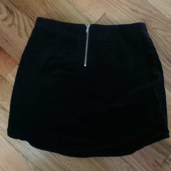 Velvet Mini Skirt - Picture 2 of 2